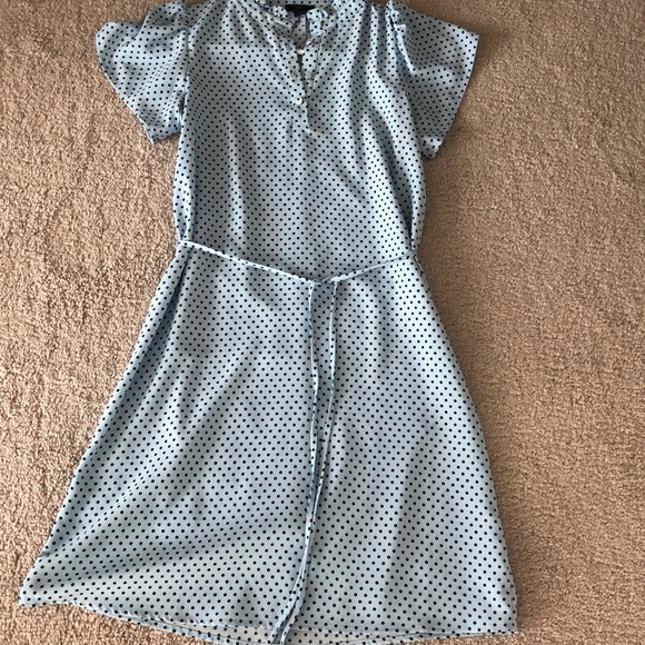 Ann Taylor Dresses & Skirts - NWOT Ann Taylor polka dot dress